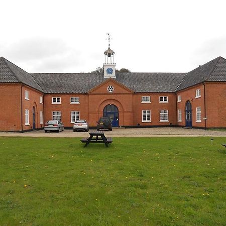 Bed and Breakfast The Stables At Henham Park Southwold Exterior foto